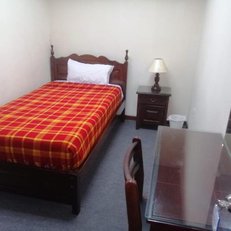 Hostal Victoria Quito Ngoại thất bức ảnh