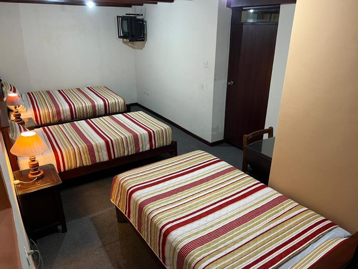Hostal Victoria Quito Ngoại thất bức ảnh