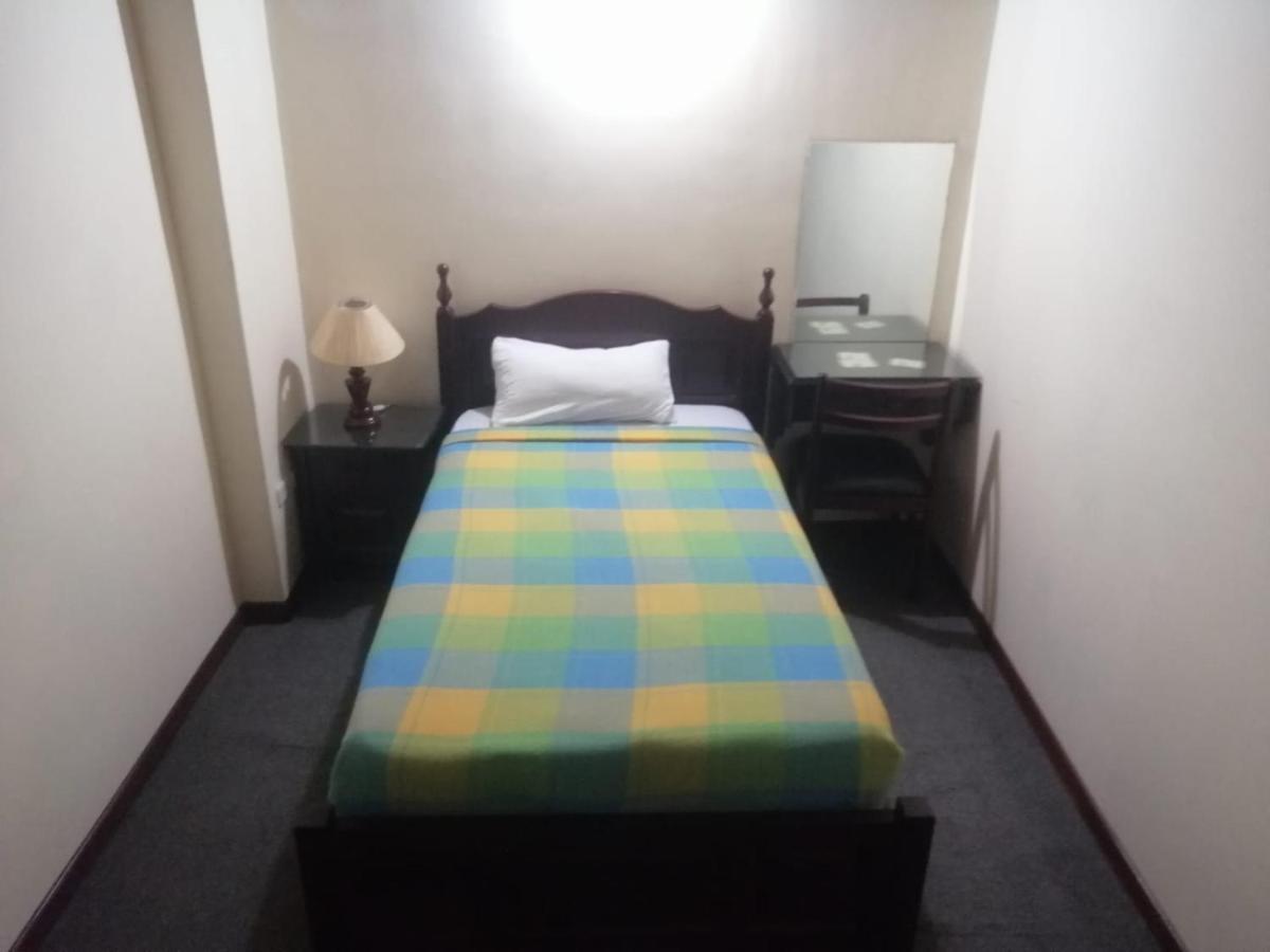 Hostal Victoria Quito Ngoại thất bức ảnh